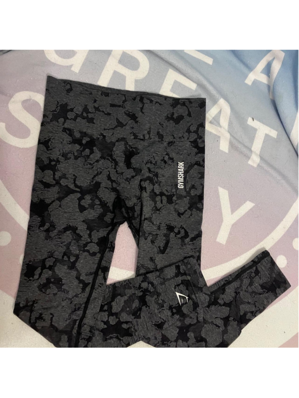 Gymshark Adapt Camo Seamless Leggings (Small)